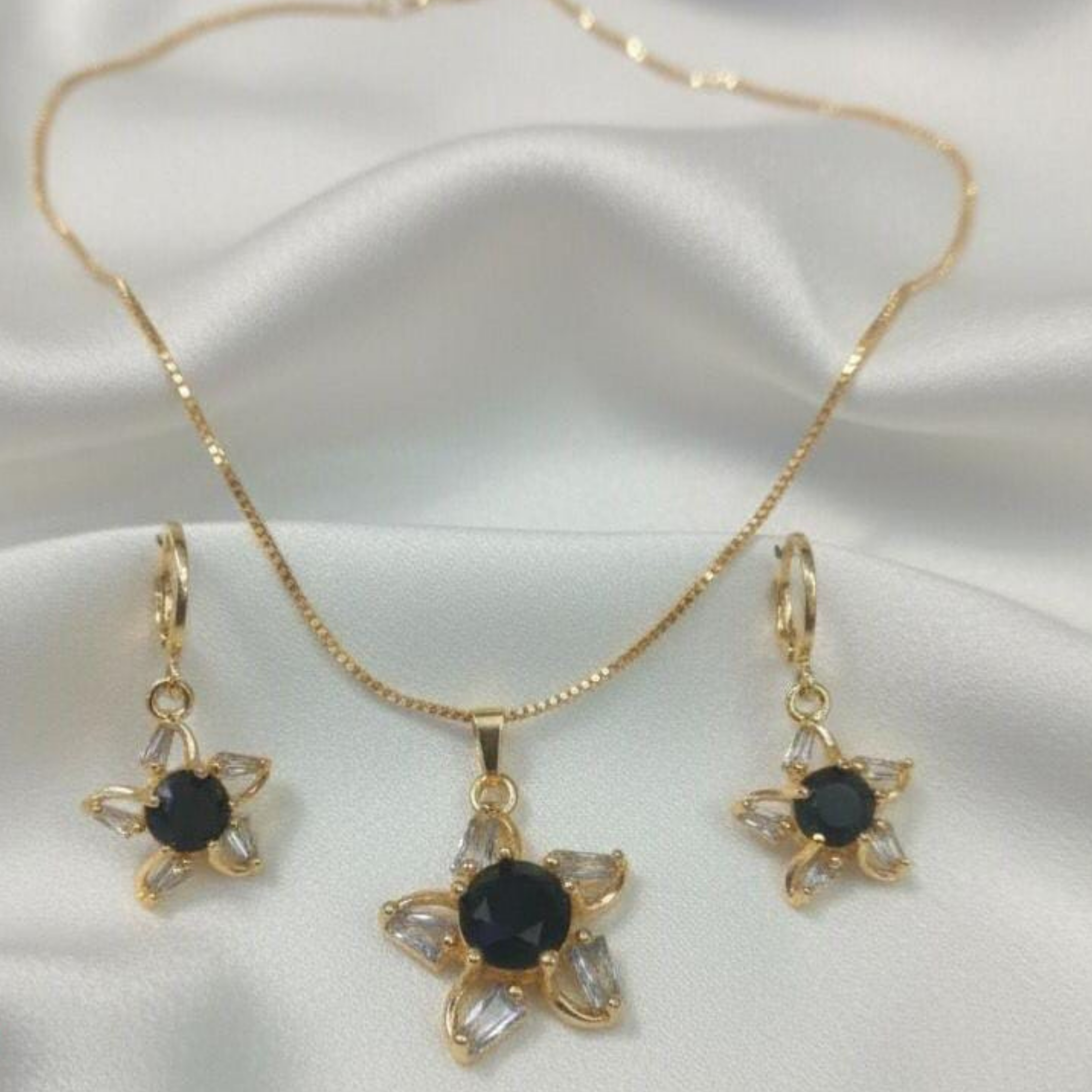 Sapphire Flower Set