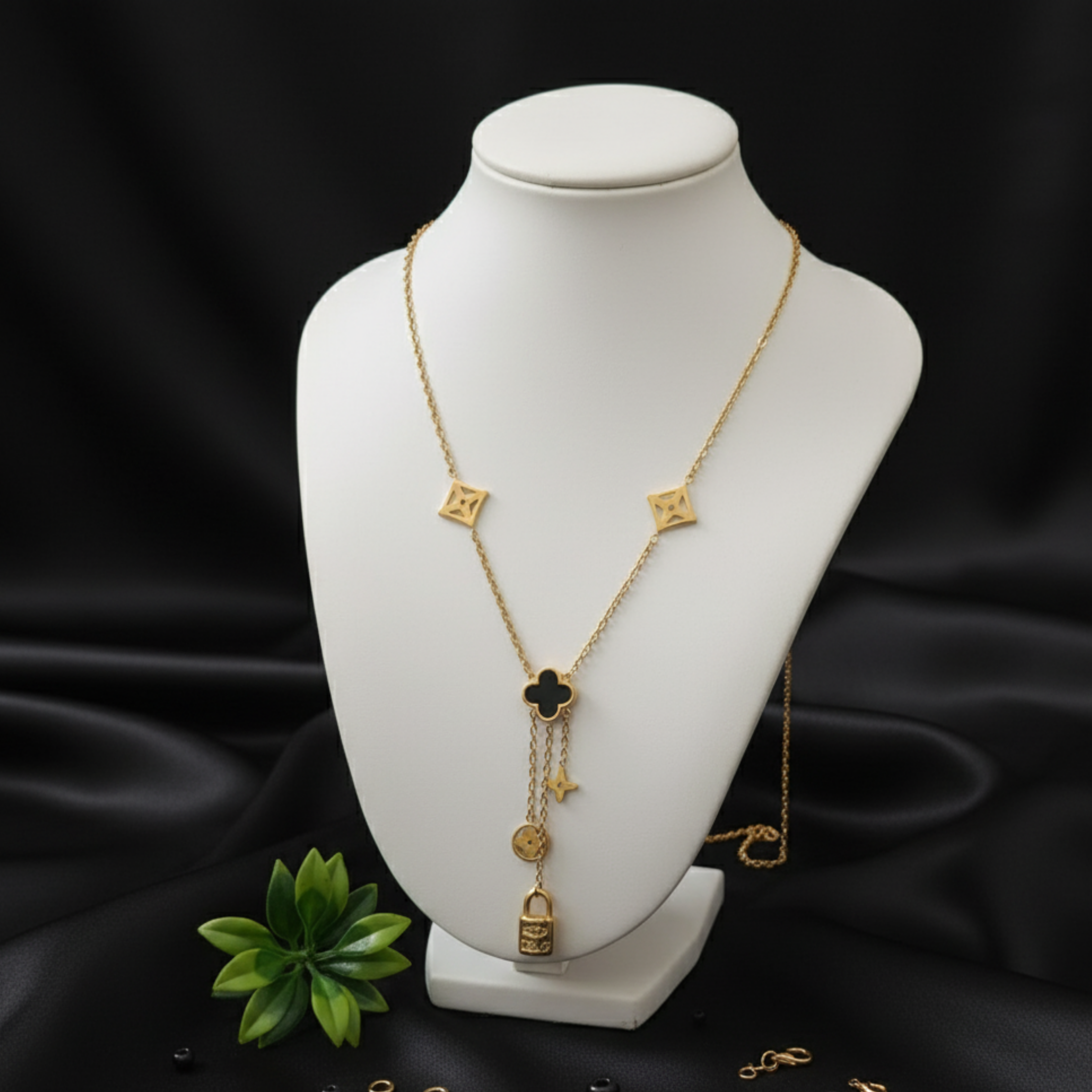 Iconic Charm Lariat