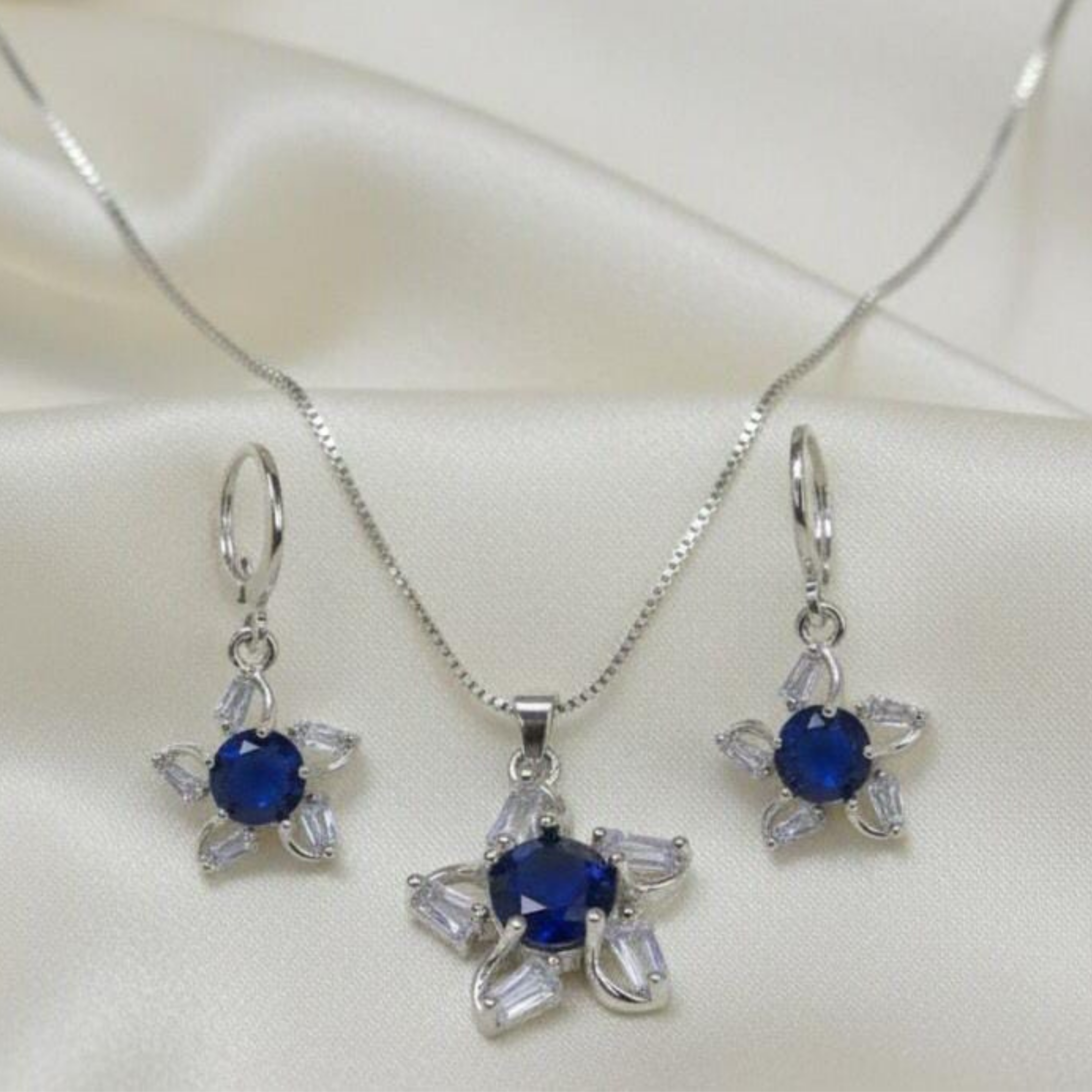 Sapphire Flower Set